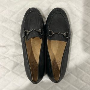 Naturalizer Loafers